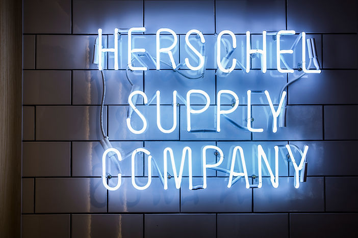 店面裝潢｜Herschel Supply Co.｜元典設計